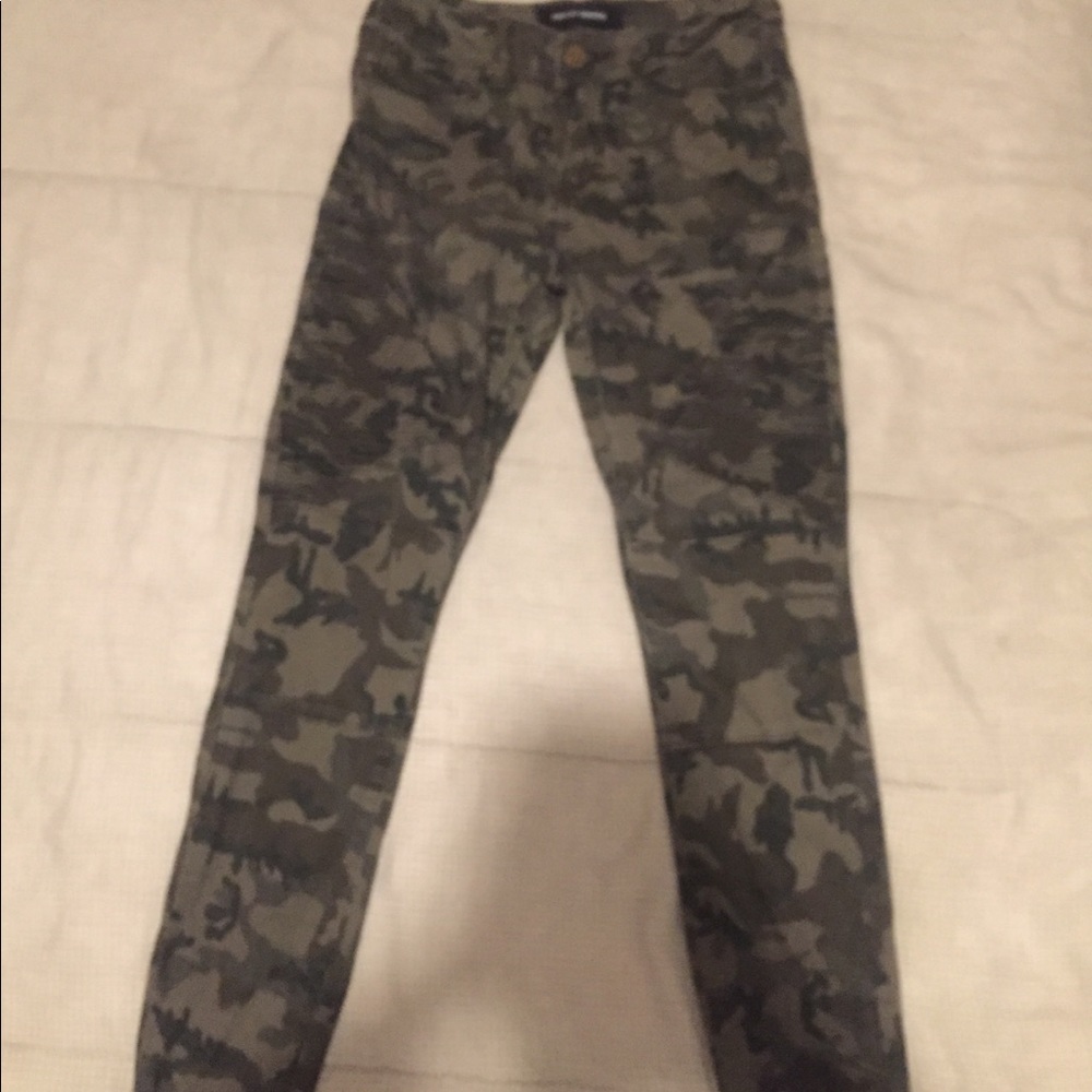 Camo jeans